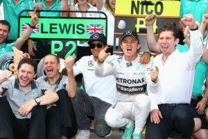 Rosberg celebra vitória na Áustria.